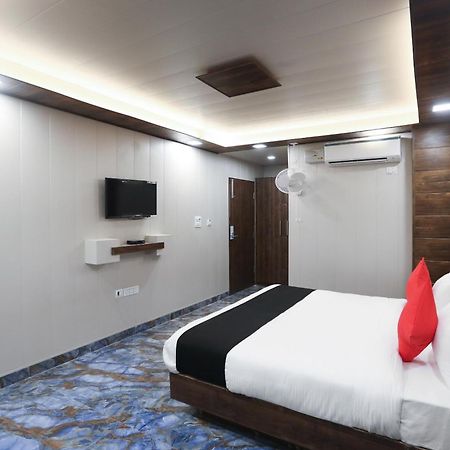 Hotel O Felicita Inn Near Seasons Mall Kharadi Eksteriør billede