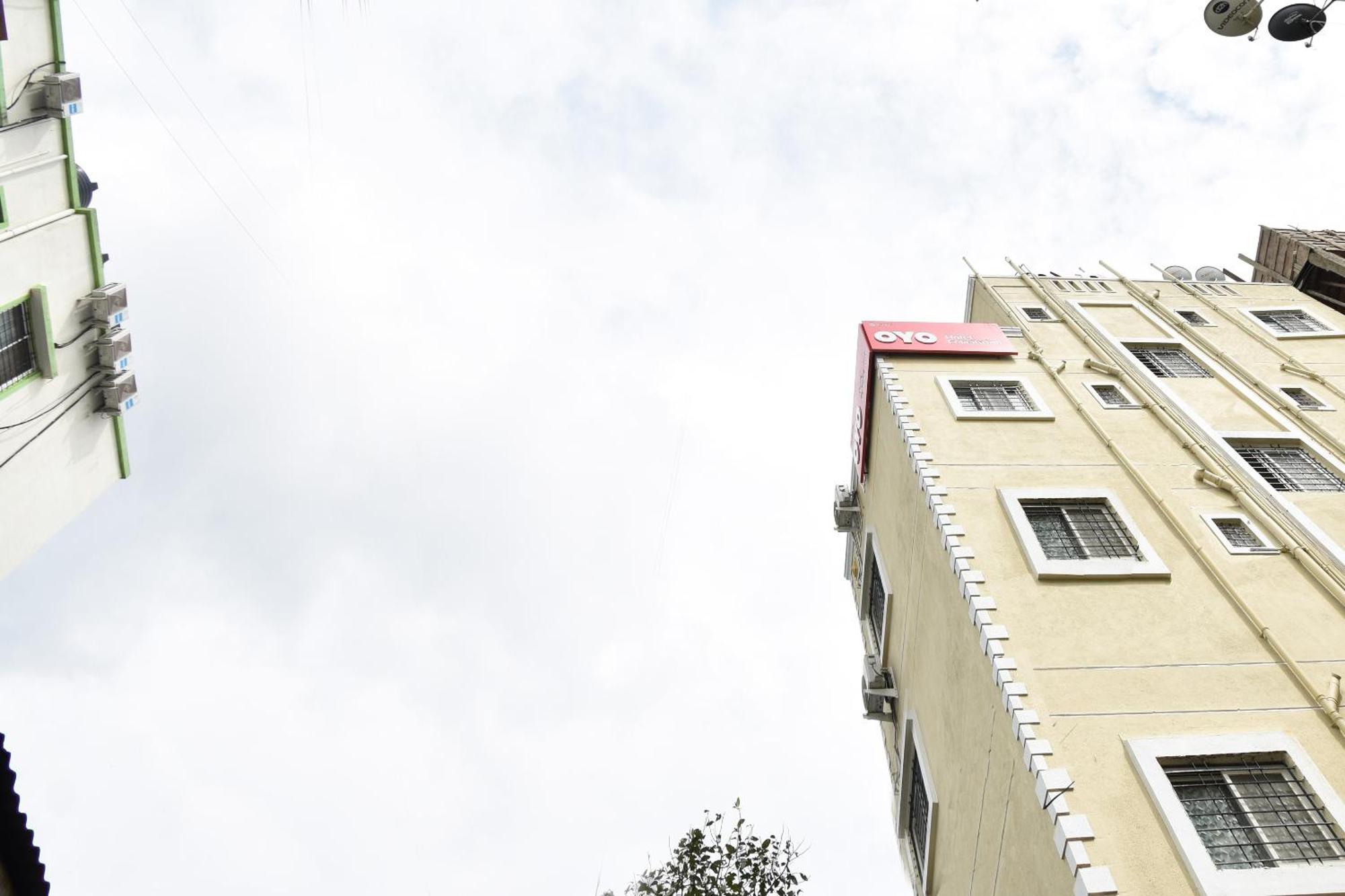 Hotel O Felicita Inn Near Seasons Mall Kharadi Eksteriør billede