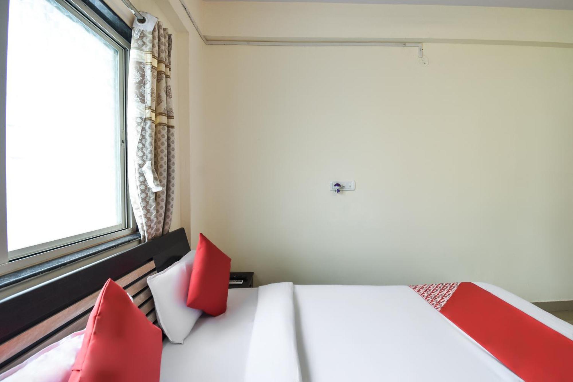 Hotel O Felicita Inn Near Seasons Mall Kharadi Eksteriør billede