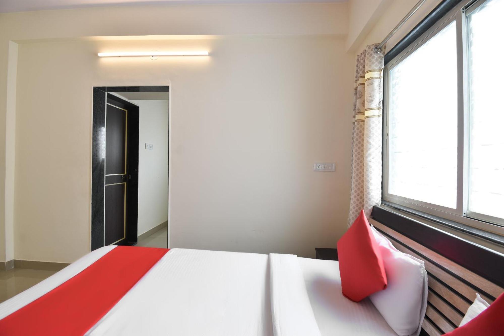 Hotel O Felicita Inn Near Seasons Mall Kharadi Eksteriør billede